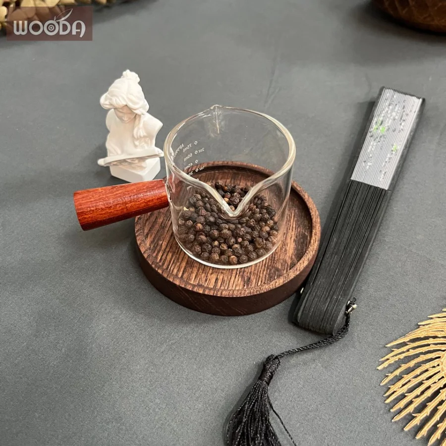 Lót ly tròn gỗ Tần Bì màu nâu vintage kích thước 10x10cm